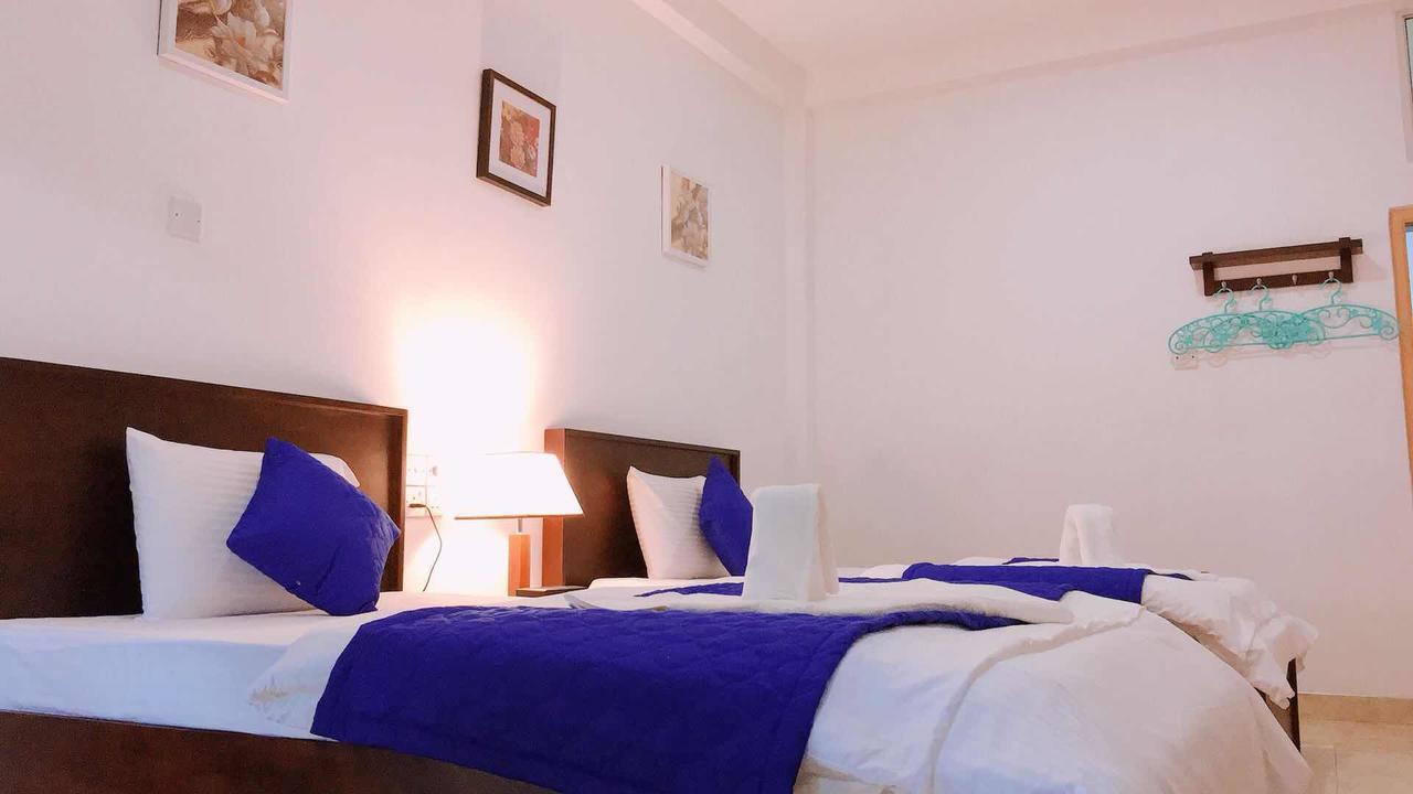 Blue Whale Holiday Hotel 米瑞莎 外观 照片