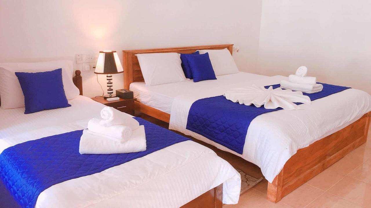 Blue Whale Holiday Hotel 米瑞莎 外观 照片
