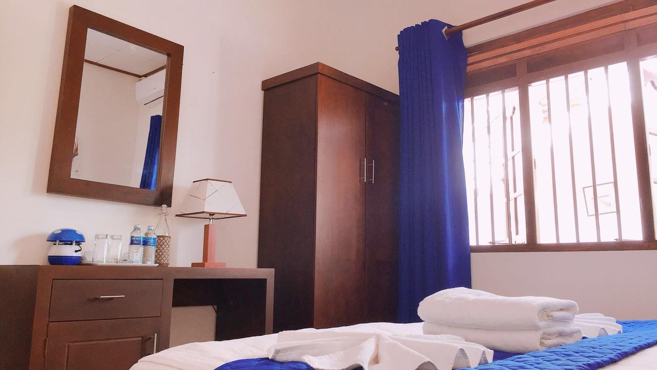 Blue Whale Holiday Hotel 米瑞莎 外观 照片
