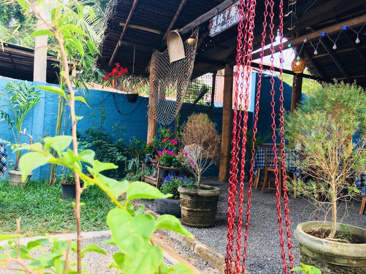 Blue Whale Holiday Hotel 米瑞莎 外观 照片